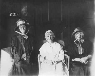 Portrait of Mrs Stanley Howell, Mrs Algar and Mrs Bott