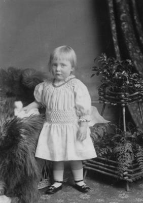 Portrait, an unidentified child; Cobb, Harriet Sophia; 61/9
