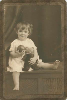 Gene Fox; A B Hurst & Son; 2021/2/9