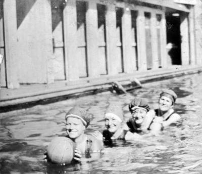 Women Swimming