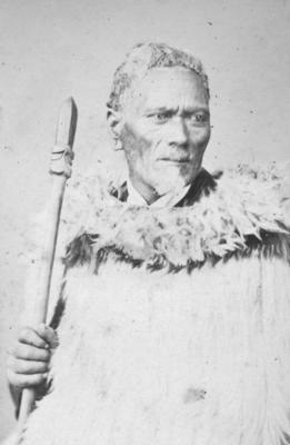 Portrait of an unidentified Māori man